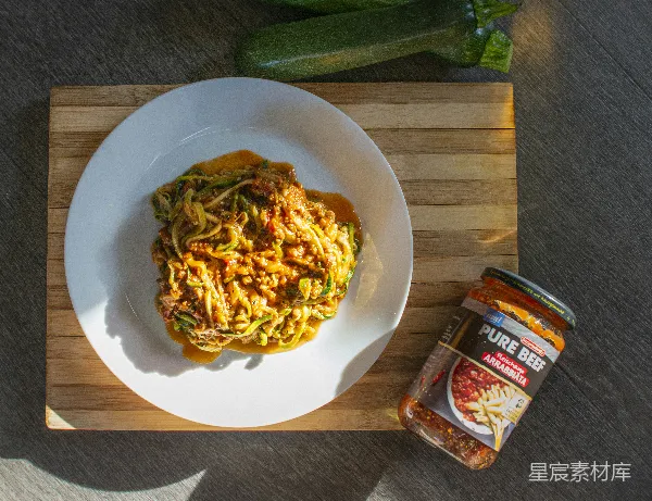 高清摄影 意大利面食：牛肉酱意面