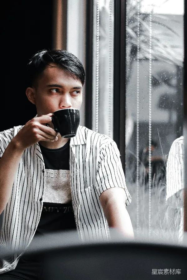 高清摄影 雨后咖啡时光