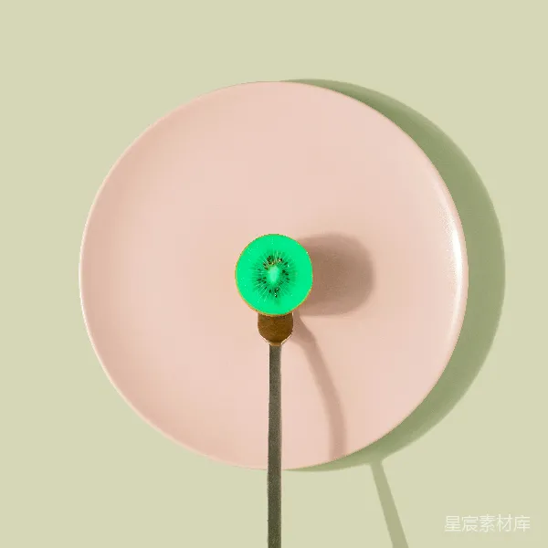 高清摄影 猕猴桃切片与粉色盘子