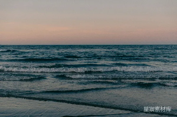 高清摄影 海浪与黄昏
