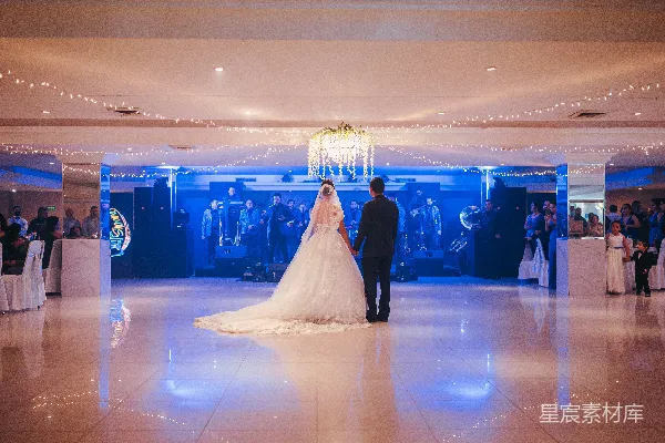 高清摄影 婚礼殿堂的首舞