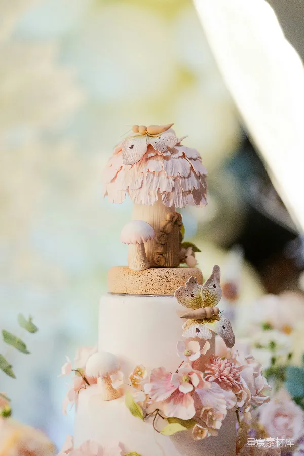 高清摄影 梦幻森林主题婚礼蛋糕