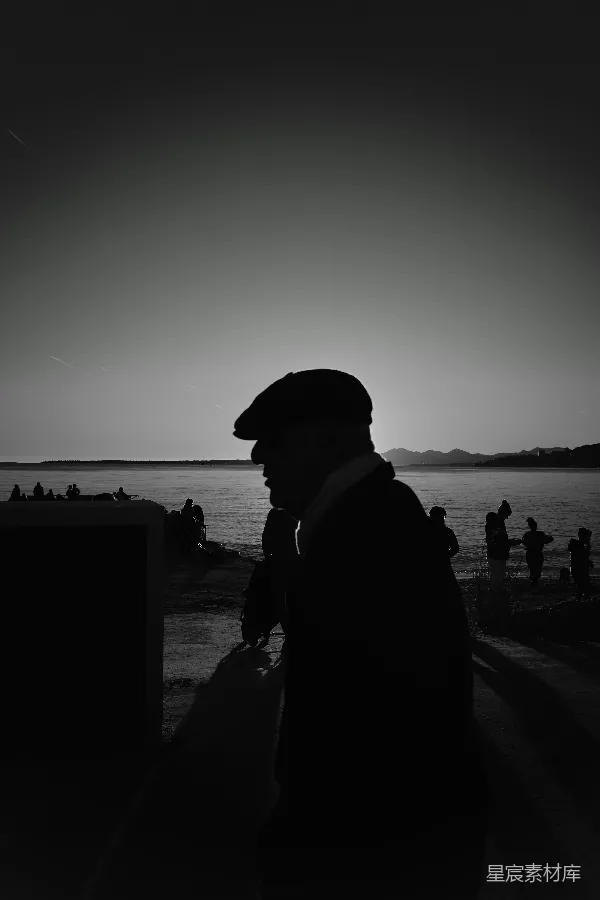 高清摄影 夕阳下的城市剪影