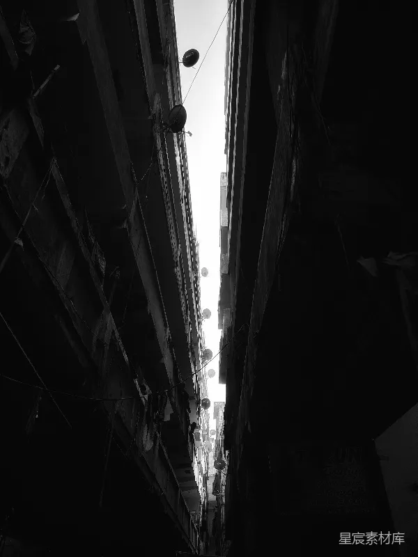 高清摄影 狭窄巷道的光影