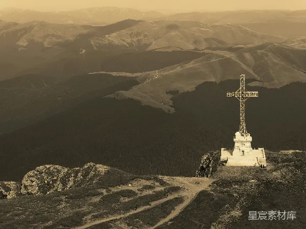 高清摄影 山巅上的十字架