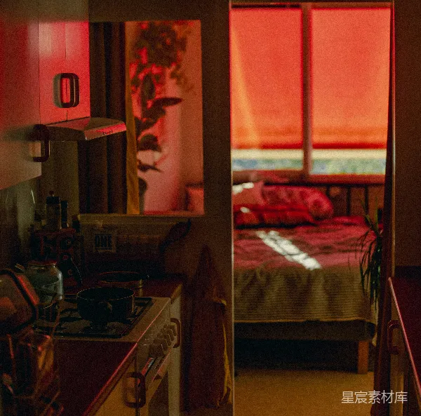 高清摄影 昏黄的厨房与卧室