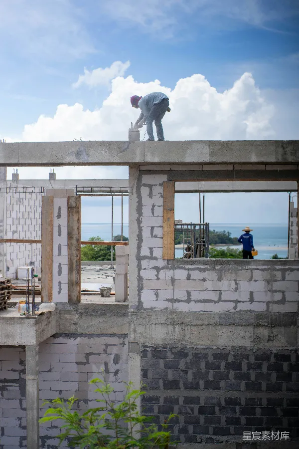 高清摄影 海边建筑工地的一天