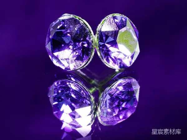 高清摄影 璀璨紫色宝石的优雅展示
