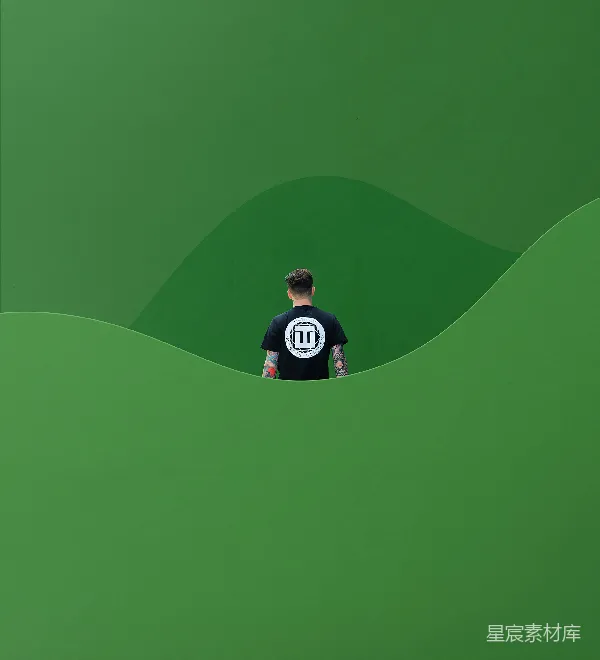 高清摄影 绿墙中的背影