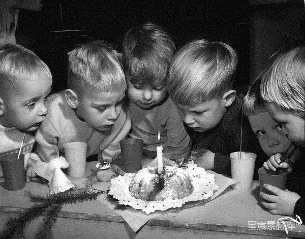高清摄影 童年时光：孩子们庆祝生日