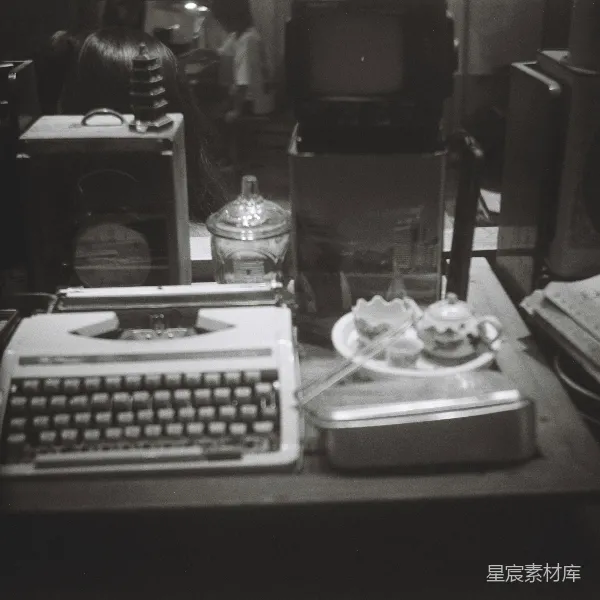 高清摄影 复古打字机与怀旧摆设