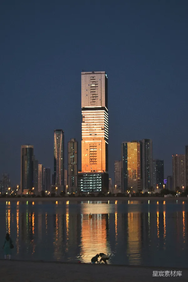 高清摄影 夜幕下的海滨城市