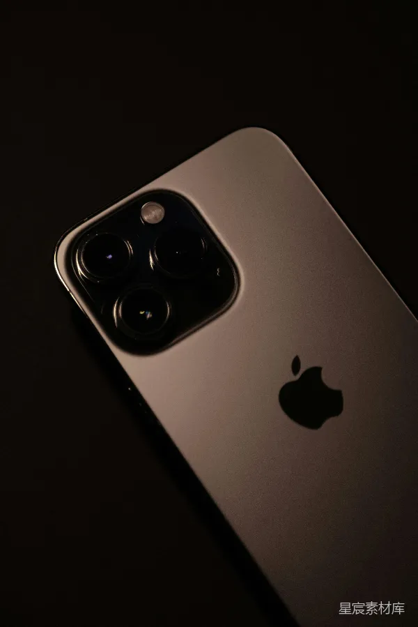 高清摄影 iPhone 12 Pro Max 素描