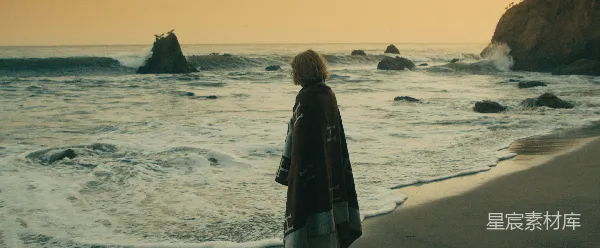 高清摄影 海边沉思
