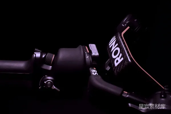 高清摄影 RONIN RS 手持稳定器特写