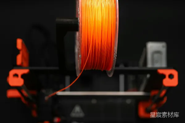 高清摄影 3D打印耗材：亮丽橙色丝线