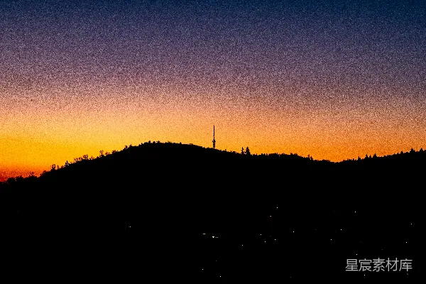 高清摄影 山巅塔影夕阳图