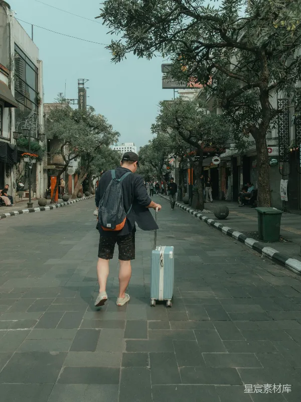 高清摄影 旅途中的人