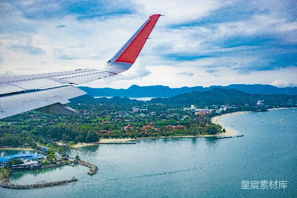 高清摄影 空中俯瞰热带海滨城市