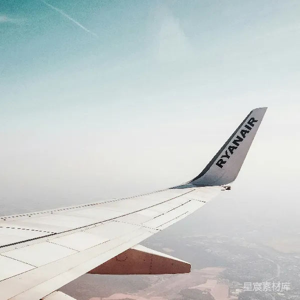 高清摄影 空中俯瞰Ryanair飞机尾翼