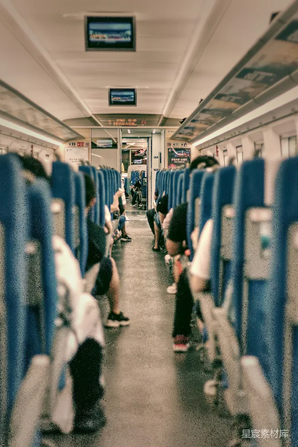 高清摄影 高铁车厢的日常