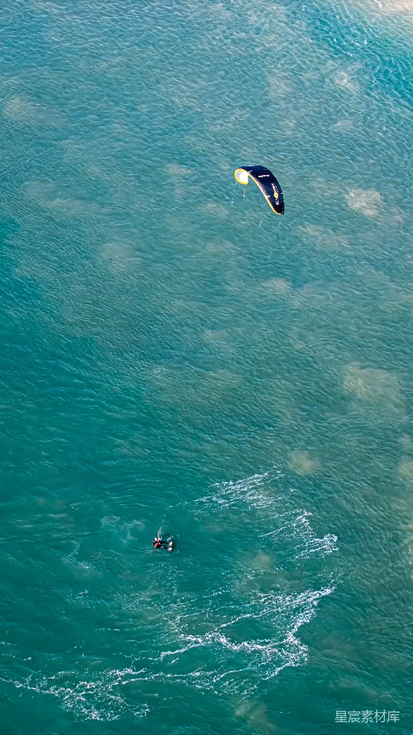 高清摄影 空中俯瞰的风筝冲浪者
