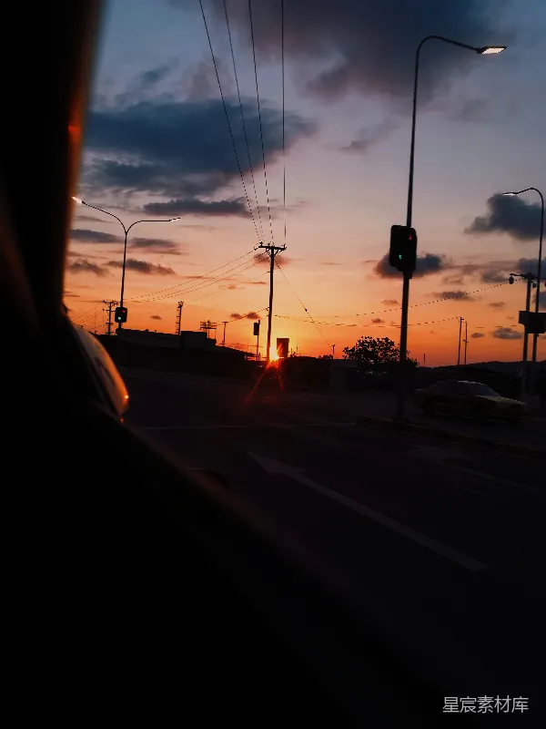 高清摄影 夕阳下的城市街景