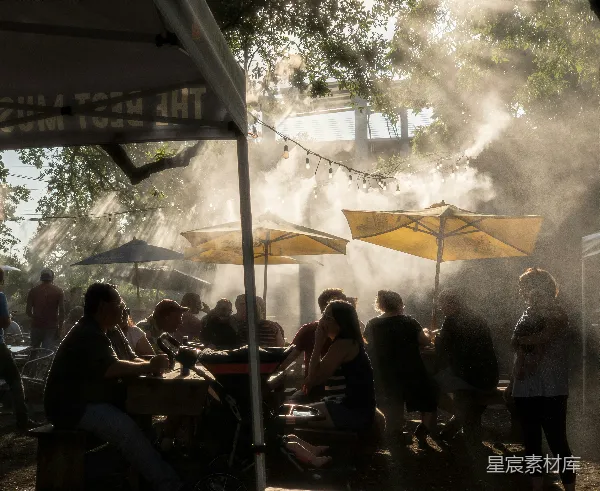 高清摄影 户外休闲时光：阳光与蒸汽交织的午后