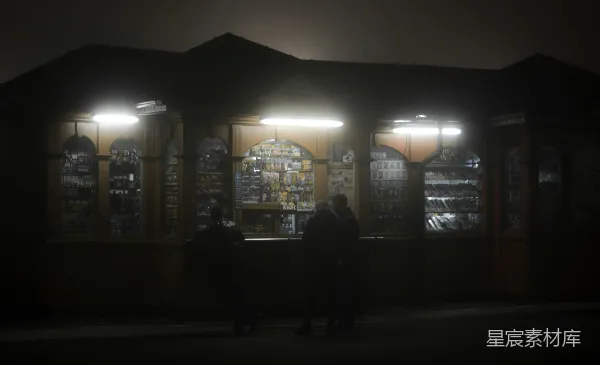 高清摄影 夜幕下的小卖部