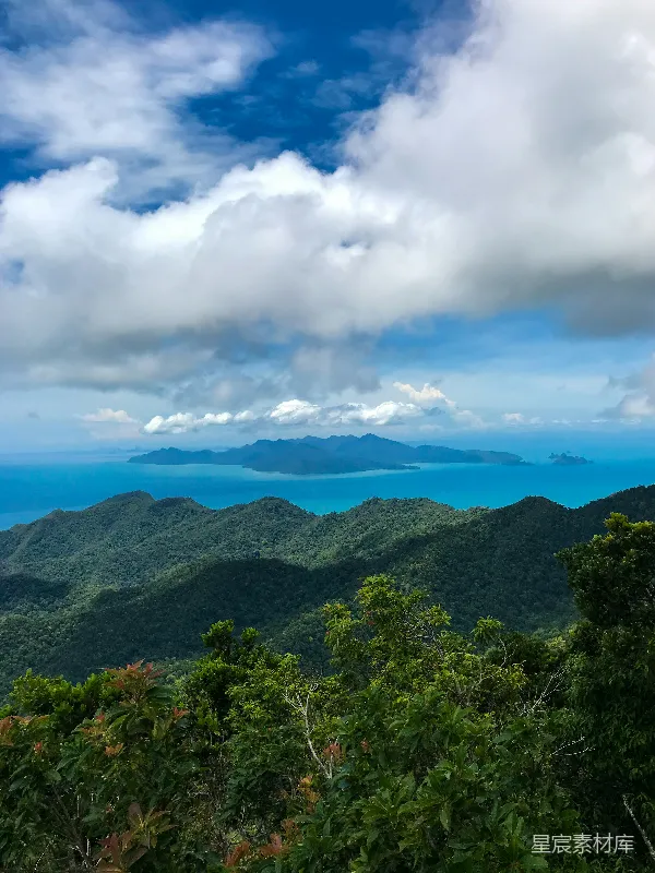 高清摄影 海洋与山峦的美景