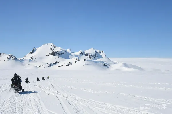 高清摄影 雪地摩托探险之旅
