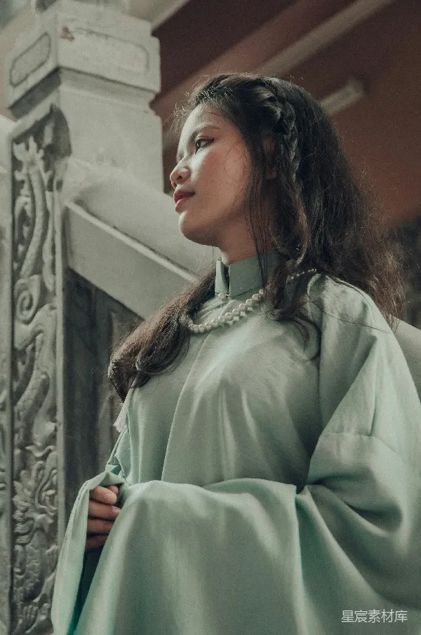 高清摄影 古典女子的静谧之美