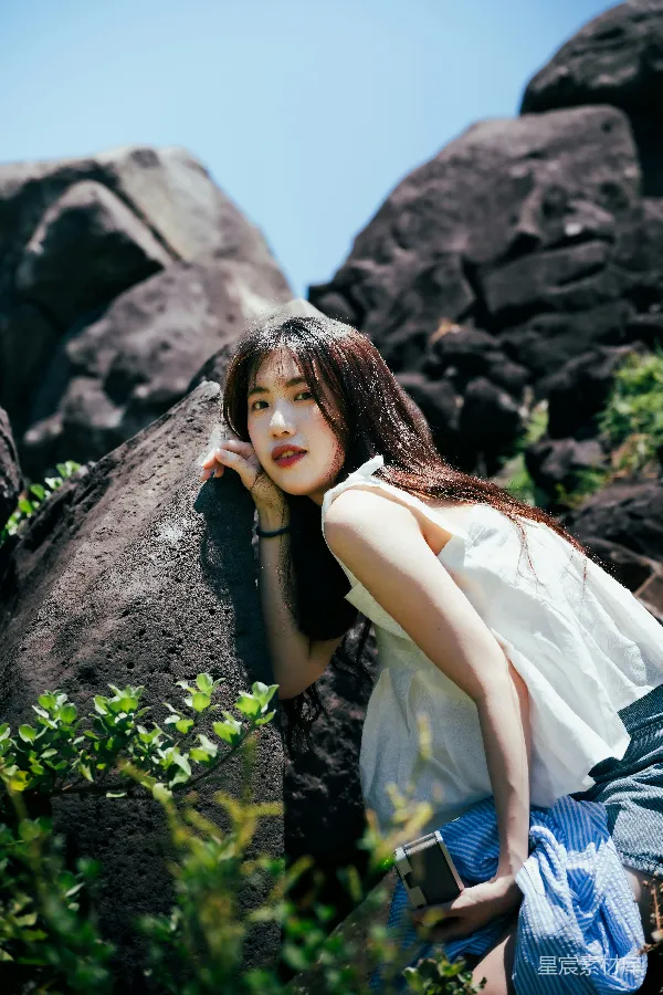 高清摄影 夏日山间，自然与美的邂逅