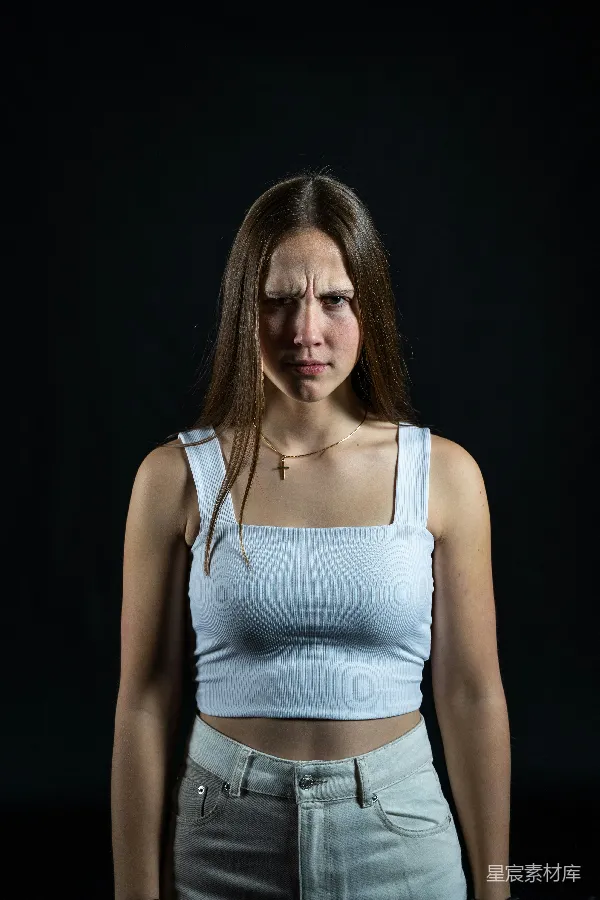 高清摄影 怒气冲冲的年轻女性