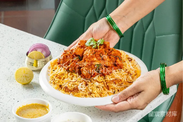 高清摄影 美味咖喱鸡肉饭
