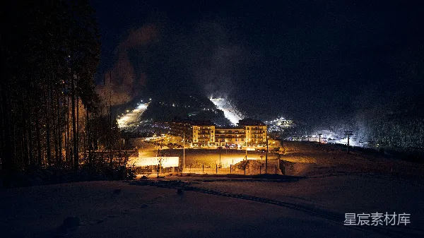 高清摄影 夜晚的滑雪胜地
