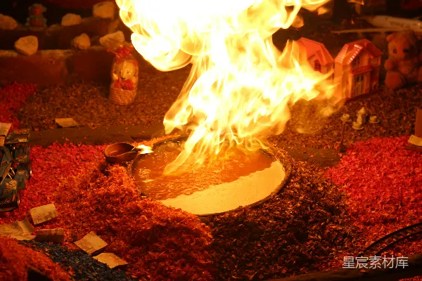高清摄影 祭奠场景中的火与哀思