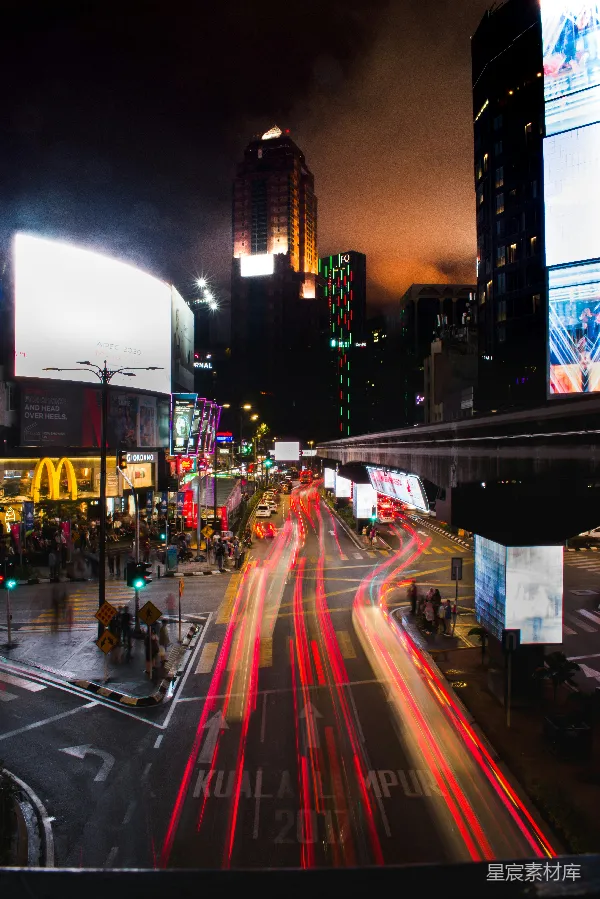 高清摄影 夜色中的吉隆坡繁华街景