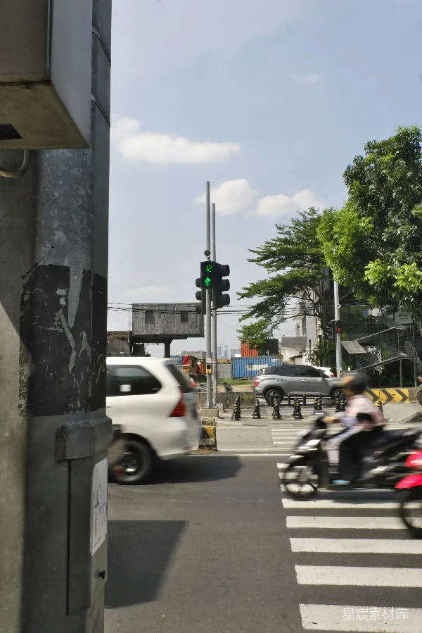 高清摄影 城市街景中的交通信号灯