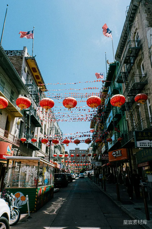 高清摄影 充满节日气氛的中国城街道