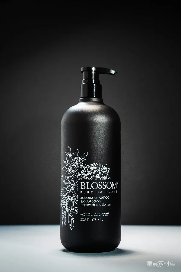 高清摄影 Blossom纯植物洗发水
