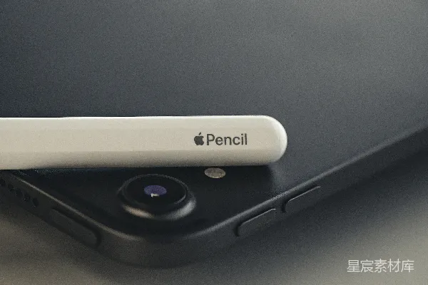 高清摄影 Apple Pencil收纳细节