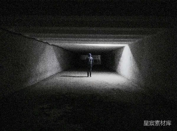 高清摄影 黑暗中的隧道