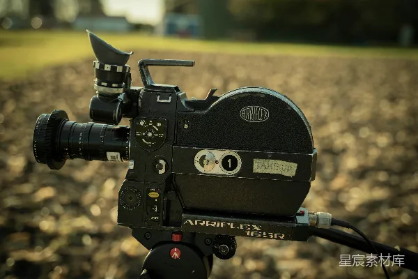 高清摄影 ARRIFLEX 16SR复古摄影机