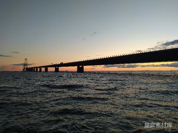高清摄影 日落时分的跨海大桥