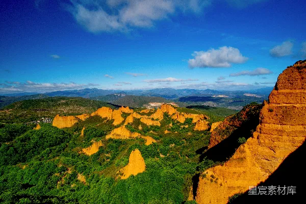 高清摄影 一幅山峦美景配以蓝天的景象