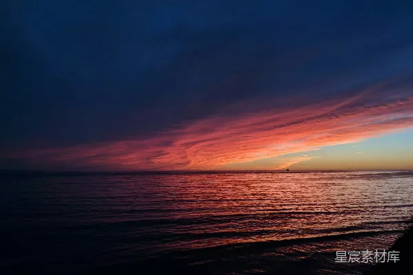 高清摄影 夕阳下的水域