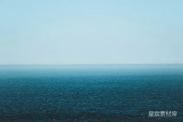 高清摄影 灰 sky 中的水体