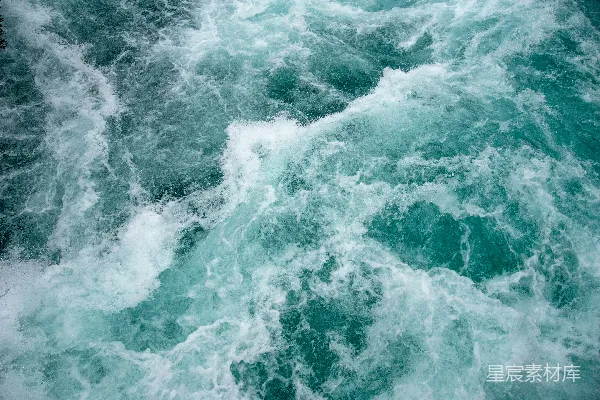 高清摄影 白天绿色的大海波浪