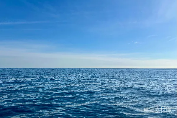 高清摄影 船上看海的景象